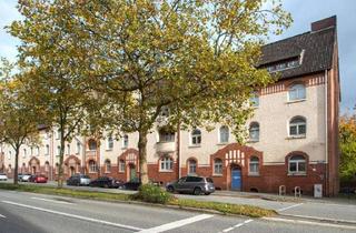 Wohnung mieten in Ostring 104, 24143 Gaarden-Ost, Demnächst frei-Renovierte 2 Zimmer Wohnung mit Balkon