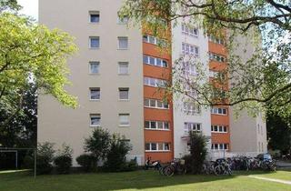 Wohnung mieten in Herrenbachstr. 33, 86161 Herrenbach, Bezaubernde 2-Zimmer-Wohnung mit Balkon