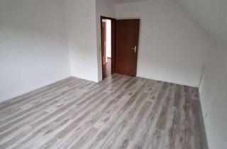 Wohnung mieten in Dorfstr. 70, 28876 Oyten, Attraktive 3-Zimmer-DG-Wohnung mit Balkon und Gartren in Oyten-Mitte