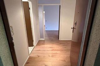 Wohnung mieten in Maximilian-Kaller-Straße 14, 12279 Marienfelde, Stilvolle, modernisierte 3-Zimmer-Erdgeschosswohnung mit EBK in Berlin Marienfelde (Tempelhof)