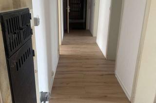 Wohnung mieten in Weiherstraße 14, 75173 Südweststadt, Modernisierte Wohnung mit drei Zimmern und Balkon in Pforzheim