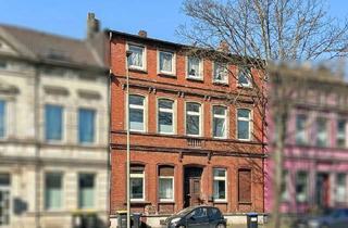 Haus kaufen in 47119 Ruhrort, Sanierungsbedürftiges Dreifamilienhaus mit Altbaucharme in Duisburg Ruhrort