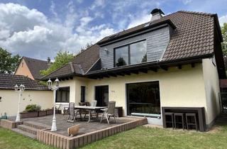 Einfamilienhaus kaufen in 42719 Wald, Großzügiges Einfamilienhaus in Solingen-Wald.