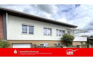 Haus kaufen in 23992 Neukloster, Möbel reintragen - und loswohnen!