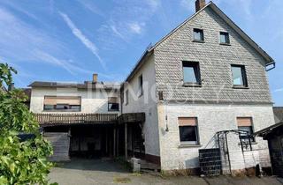 Haus kaufen in 35080 Bad Endbach, Kreatives Potenzial mit viel Raum! 3 Wohneinheiten möglich!