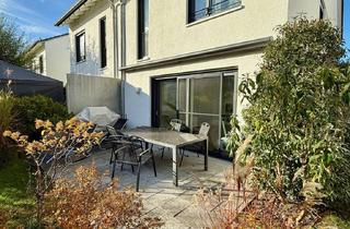 Doppelhaushälfte kaufen in 86830 Schwabmünchen, A+ Niedrigenergie-Doppelhaushälfte (2017) mit Wärmepumpe, Top-Ausstattung & Garage