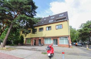Anlageobjekt in 14167 Zehlendorf (Zehlendorf), Bezugsfrei: Modernisierungsbedürftige 3-Zimmer-Wohnung mit Balkon in Berlin-Zehlendorf