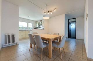 Wohnung kaufen in 71726 Benningen, Barrierefreie, seniorengerechte Wohnung mit Aufzug, Balkon und Einzelgarage in Aussichtslage