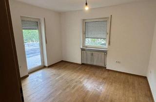Wohnung mieten in 97084 Dom, 2-Zimmer Ideal als WG Singles oder Paare - mit Dachterrasse und Blick auf die Marienburg