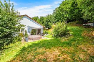 Einfamilienhaus kaufen in 93093 Donaustauf, Neuwertig, modern & stilvoll! Energieeffizentes Einfamilienhaus mit traumhaft großem Garten