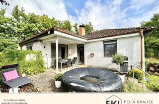 Haus kaufen in 57555 Brachbach, **Stilvoll modernisierter Bungalow mit Garten und Garage in Brachbach**