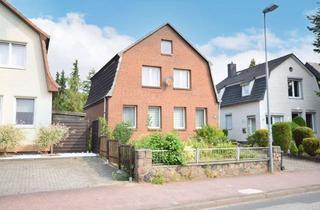 Haus kaufen in 23617 Stockelsdorf, Anlageobjekt oder großes Eigenheim sucht neuen Besitzer