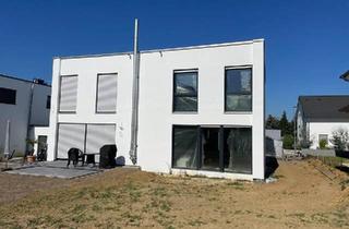 Doppelhaushälfte kaufen in 74177 Bad Friedrichshall, Bad Friedrichshall - Doppelhaushälfte in Bad Friedrichshall zum Selbstausbau