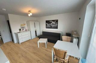 Wohnung mieten in 80335 Maxvorstadt, Modern renovierte, ruhige & helle 1-Zimmer Wohnung mit franz. Balkon, voll möbliert