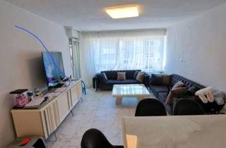 Wohnung mieten in Escher Str. 229, 50739 Bilderstöckchen, Exklusive 3-Raum-Wohnung mit gehobener Innenausstattung mit Balkon und EBK in Köln Bilderstöckchen