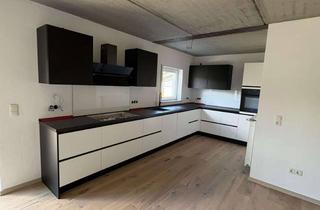 Wohnung mieten in Schulstraße 2a, 66879 Reichenbach-Steegen, Frisch Renovierte 2-Raum-Souterrain-Wohnung mit geh. Innenausstattung, großer Terrasse und neuer EBK