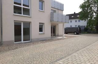 Wohnung mieten in Hans-Paulus-Straße 20, 91088 Bubenreuth, Geschmackvolle 3-Raum-Wohnung mit EBK und Garten in Bubenreuth
