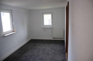 Wohnung mieten in 73655 Plüderhausen, Freundliche und helle 3,5-Zimmer-Wohnung mit Einbauküche und Gartenfläche in zentraler Lage