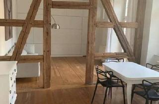 Wohnung mieten in Merianstraße, 69117 Altstadt, Idyllische, möblierte Altbauwohnung mit Balkon mitten in der Altstadt