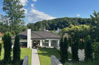 Villa kaufen in 45478 Speldorf, Ein Ort zum Ankommen – Exklusive Villa mit weitläufigem Garten, Innenpool und Einliegerwohnung