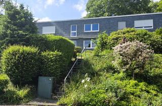 Reihenhaus kaufen in 42653 Gräfrath, Charmantes Reihenhaus in Solingen-Gräfrath – Familienfreundliches Wohnen in Südlage