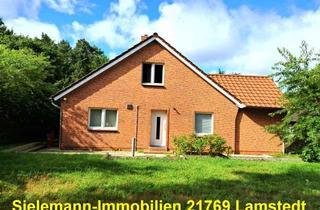 Haus kaufen in 21755 Hechthausen, Neuwertiges Wohnhaus, kernsaniert, Fußbodenheizung Außenjalousien mit Solar