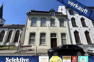 Anlageobjekt in 47495 Rheinberg, Faktor 13,6 im Denkmalschutz! Das Objekt im Zentrum von Rheinberg-Orsoy in der Nähe des Rheins!