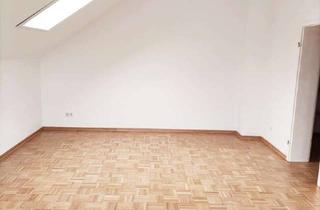 Wohnung kaufen in 93059 Steinweg, Stilvolle 2-Zimmer-Wohnung mit Balkon und Tiefgaragen-Stellplatz