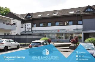 Wohnung kaufen in 33813 Oerlinghausen, 2 Wohnungen // 2 Balkone // 2 Stellplätze // 6 Zimmer