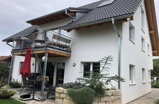 Wohnung mieten in 79285 Ebringen, Schöne 5-Zimmer-Maisonette-Wohnung in Niedrigenergiebauweise (Bj. 2023) mit EBK & Balkon in Ebringen