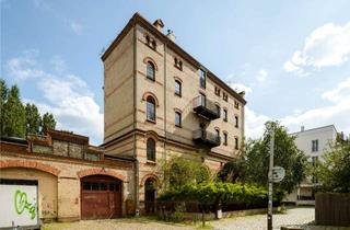 Lofts mieten in Am Schweizer Garten 76, 10407 Prenzlauer Berg, Industrieller Charme neu definiert – Stilvolles Maisonette-Loft mit Dachterrasse