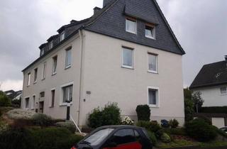 Wohnung mieten in 42551 Velbert, Attraktive und sanierte 2-Raum-DG-Wohnung in Nordrhein-Westfalen - Velbert
