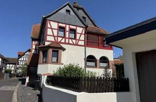 Haus kaufen in 63549 Ronneburg, Denkmalgeschütztes ehemaliges Pfarrhaus zum Verlieben