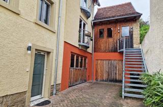 Haus kaufen in 75056 Sulzfeld, Modern sanierter Altbau mit Naturmaterialien & idyllischem Garten