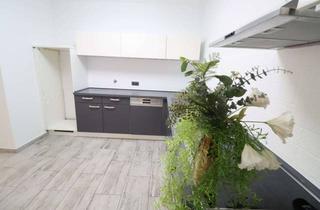 Wohnung kaufen in 76599 Weisenbach, 2018 Saniert* Leerstehend – 4 Zimmer + EBK+ Stellplatz und Terrasse