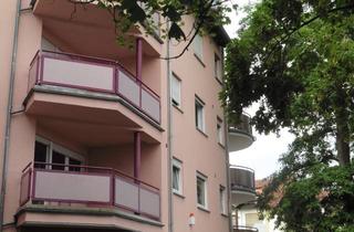 Wohnung kaufen in 63505 Langenselbold, Gut geschnittene 2-Zimmer-Wohnung mit Balkon und Tiefgaragenstellplatz