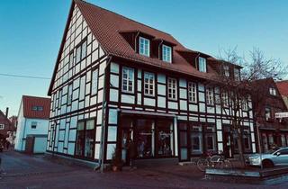 Wohnung mieten in Mittelstr. 26, 31535 Neustadt, Attraktive, renovierte 2,5-Raum-Altbauwohnung