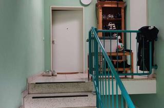 Sozialwohnungen mieten in Einsteinstraße 12, 14548 Schwielowsee, Nur mit WBS! 4 Raum Dachgeschoss Wohnung (100 qm) in Caputher Mehrfamilienhaus-Siedlung. Mit EBK.