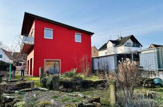 Haus kaufen in 76833 Walsheim, Großzügiges Zweifamilienhaus mit Großraumgarage und idyllischer Hof und Gartenanlage