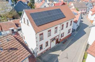 Haus kaufen in 63579 Freigericht, Zwei Häuser, ein Traum – Vielseitiges 3-Familienhaus in Freigericht