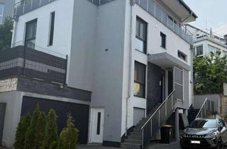 Haus mieten in 65812 Bad Soden, Teilmöbliertes Einfamilienhaus mit Garage & Terrasse statt Garten–in Bad Soden / Altenhain