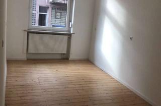 Wohnung mieten in 68159 Innenstadt / Jungbusch, Komplett sanierte 3,5 ZKB Altbauwohnung mit sep. WC und großer Küche in herrschaftlichem Altbau!