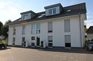 Wohnung mieten in Bahnhofstraße 34a, 33813 Oerlinghausen, Sonnige und schöne 3-Zimmer-Wohnung mit Balkon in Oerlinghausen (Helpup)