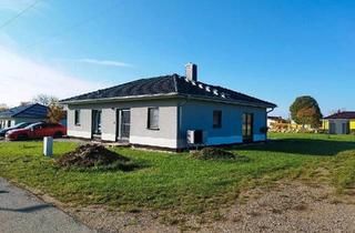 Einfamilienhaus kaufen in 07619 Schkölen, Schkölen - Freistehendes Einfamilienhaus mit großzügigem Grundstück