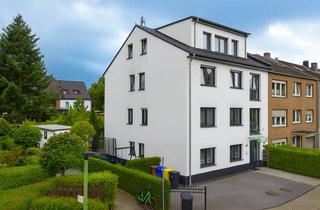 Wohnung kaufen in 41468 Neuss, Lichtdurchflutete DG-Wohnung mit Süd-Loggia und Stellplatz in ruhiger, rheinnaher Lage von Neuss