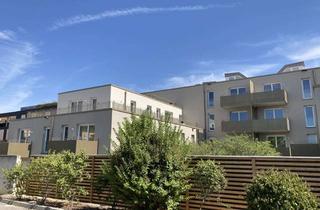 Wohnung mieten in Tillystraße, 93053 Kasernenviertel, 3 Zimmer-Wohnung mit Dachterrasse über drei Seiten im 2. OG