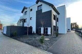 Wohnung mieten in Nierenberger Straße 136, 46446 Emmerich, 2 Zimmer Neubau OG-Wohnung mit Balkon im KFW-40-Haus