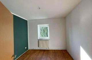Wohnung mieten in Bahnhofstr. 34, 38327 Semmenstedt, Schöne 4-Zimmer-Wohnungen in Büddenstedt auf gepflegtem Grundstück zu vermieten