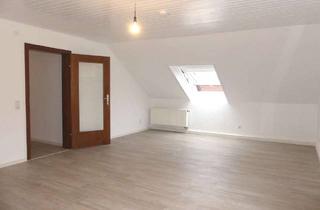 Wohnung mieten in 71691 Freiberg, Modernisierte 2-Zimmer-Dachgeschosswohnung mit Ausblick ins Grüne in Freiberg-Geisingen!