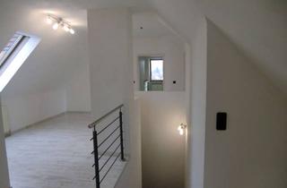 Wohnung mieten in Marienstraße, 90592 Schwarzenbruck, Über den Dächern - Junge 2,5-Zimmer-Dachgeschosswohnung mit Balkon und Einbauküche in Schwarzenbruck